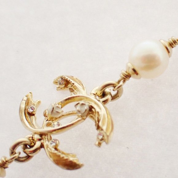 CHANEL CC Rhinestone Imitation Pearl Ribbon Chain Necklace 13C White GHW 20RJ332 - Picture 4 of 13